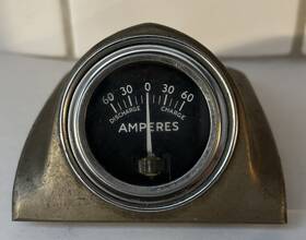 558069 4015-5-18 Vintage 60-0-60 Amperes Amp Gauge In Art Deco Housing- Aircraft Read