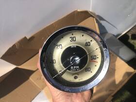Bn7-bts-bj7 Austin Healey Used Oem Smiths Tachometer Gauge With Gold Face Sc