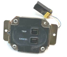 625.be1r91 Bentley 91 Turbo R Trip Reset Button Switch