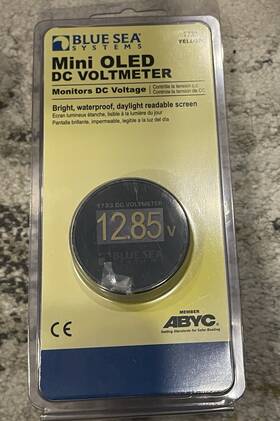 1733-bss Blue Sea Systems Mini Oled Dc Volt Meter