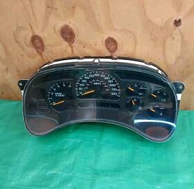03581 Chevrolet 2000-2002 Suburban 1500 Speedometer Speedo Cluster Oem Unknown Miles
