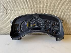 16230627 Chevrolet 1999-2002 Silverado Sierra Cluster Gauge Speedometer Oem
