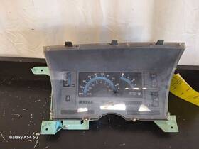257-01037 Chevrolet Truck Speedometer With Trip Odometer Head Only Fits 82-85 S10/s15/sonoma 253333