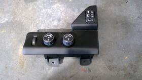 Chevrolet Truck 659.gm8s17 Suburbn15 2017 Dash/interior/seat Switch 1292167