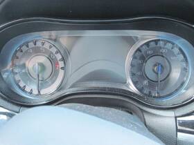 257-13360 Chrysler Speedometer Cluster 140 Mph With S Badging Fits 19 300 197168
