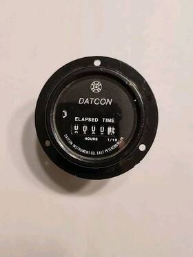 M3971 Datcon M3971/1-5 Hourmeter 4-40 Vdc Hour Meter Nos