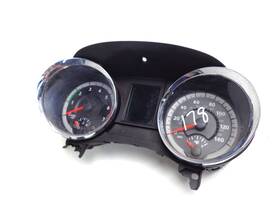 05172604aj Dodge 2011 Durango Speedometer Cluster Gauge 178k Miles Oem #49a