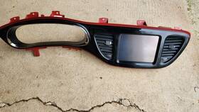 Dodge 5ly002r5ab 2013-2016 Dart Dash Speedometer Cluster Radio Trim Bezel With Screen Oem Red