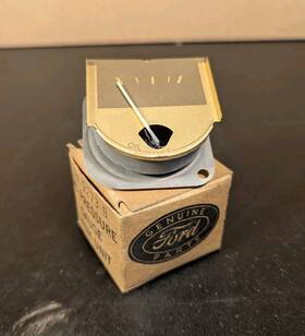 11a-9273-b Ford Nos 1941 Oil Pressure Gauge