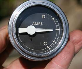 Hf10670aav6 Ford 479ad Hf10670aa Truck Vintage 2 1 1/16 Inch Amp D C Gauge - 479add4