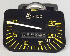 833984 Ford 1994 Tractor 5610 Series Tachometer Hour Meter For Parts Or Rebuild