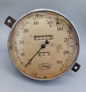 83786 Ford 1933 1934 4.5 Inch Speedometer Coupe Sedan Roadster Original Vintage