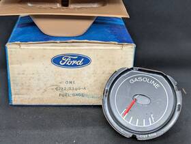 Ford C7zz-9305a Nos 1967 1968 Mustang Shelby Gasoline Fuel Gas Dash Gauge