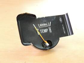 D8tf-9b309-aa Ford 1973-79 Truck Oem Oil Gauge Used Working Condition