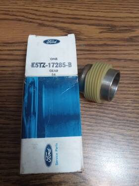 E5tz-17285-b Ford E5tz17285b 1 Transmission Speedometer Driven Gear Vintage Part