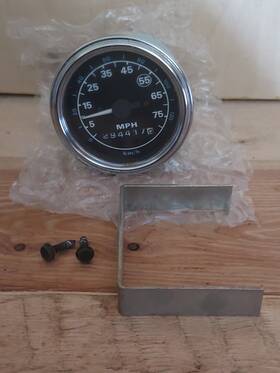 F3ht-17255-aa Ford #f3ht-17255-aa Speedometer With Bracket Unknown Condition Sold As Is