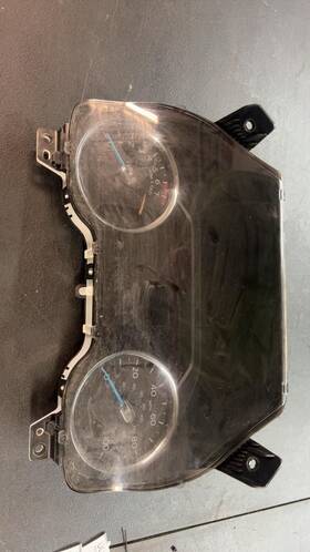 Hc3z10849mj Ford Used Speedometer Gauge Fits 2017 F250sd Pickup Cluster Mph 6.2l Id Hc