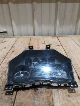 257.fd8p12 Ford Truck 11-12 F550sd Speedometer Cluster. 95k Miles