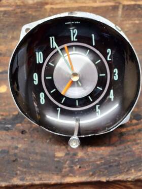 3863459 General Motors 1965 Chevelle In Dash Clock