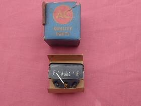 1518318 Gm 1954 Cadillac Fuel Gauge Nos Gas 1518318 Gm 1954 Cadillac Fuel Gauge Nos Gas