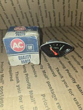 6431426 Gm Nos 1967 1968 1969 1970 1971 1972 Chevrolet Gmc Ffc Truck Gas Gauge 1-6431426