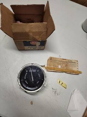 8987016 Gm 1975 - 1977 Olds Cutlass 442 Dash Fuel Gauge For Parts Only