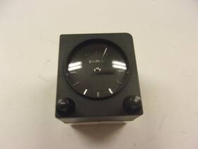 Lnf4315aa Jaguar Xj8 Vandenplas Xjr 2000 To 2003 Center Console Clock Lnf4315aa Jaguar Xj8 Vandenplas Xjr 2000 To 2003 Center Console Clock