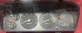 02359 Jeep 1999 Grand Cherokee Speedometer Speedo Cluster Mph Oem Corner Piece