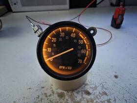 56001565 Jeep Wrangler Yj 87-91 Oem 6 Cylinder Tachometer Rpm Gauge Dash
