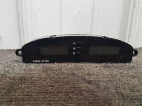 256.ki1b05 Kia 2005 Spectra Interior Dash Clock