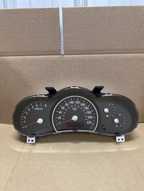 94012-4d050 Kia 2010 10 Sedona Instrument Cluster Km/h 72 648km Speedometer Guage