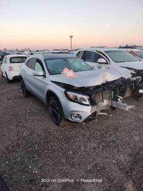 1569001304 Mercedes-benz 257-13074 Speedometer Gla250 Id Fits 20 Gla-class 4284127
