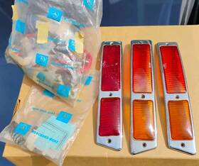 K3226 Mercedes-benz Vtg 1950s W198 300sl Gullwing Orig Taillight Lenses Seals Extra K3226 Mercedes-benz Vtg 1950s W198 300sl Gullwing Orig Taillight Lenses Seals Extra