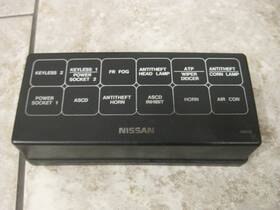 1w512 Nissan 97 1997 Pathfinder 3.3l At 4x4 Fuse Box Cover Lid Oem