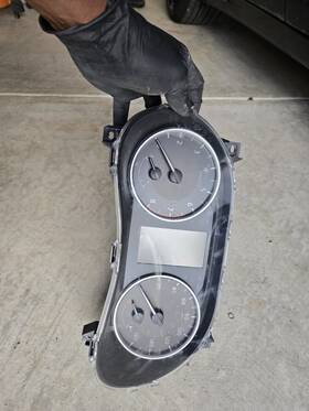 248106lw1a Nissan 2022-2023 Sentra Speedometer Mph 2.0l 18kmiles 28k -s-