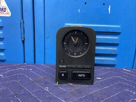 S9513334-27190 Oem 9513334-27190 1987-1991 Saab 9000 Electronic Display Control Clock Interior