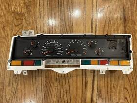 16166513 Oldsmobile Speedometer 6-207 Cluster Fits 94 Cutlass