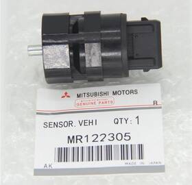Original Mr122305 Oem Vehicle Speed Transmission Sensor For 94-04 Mitsubishi Montero Sport 2.4 3.0