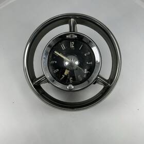 515785 Pontiac 1952 Chieftain Streamliner Clock Original