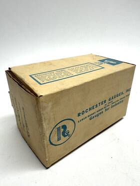 1748-94 Rochester Gauges Inc. Vintage Nos Guages Made In Usa 1748-94 Rochester Gauges Inc. Vintage Nos Guages Made In Usa