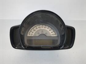 1025020-52 Smart 2015 Fortwo Speedometer Instrument Cluster Gauges M7z5b