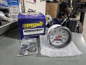 91065050 Speedway Motors White Mechanical Speedometer Gauge 3-3/8 Inch 0-160 Mph 91065050 Speedway Motors White Mechanical Speedometer Gauge 3-3/8 Inch 0-160 Mph