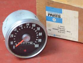 8-37-372 Stewart Warner 2906063 431060 222-0 Nos Mopar 0-100 Speedometer Odometer 3.5 Inch Face 530fz Oem