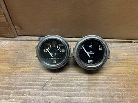 412350 Stewart Warner Vintage 2 Sw Gauges. Gas Water Temp Amps Oil Pressure. Hotrod