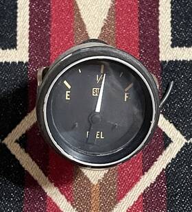 455as Stewart Warner Vintage Fuel Gauge 12v Dash Mount T47
