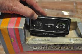 896445 Stewart Warner Vintage 1979 2 Gauge Mini Panel Nos Classic Cars Hot Rods