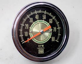 960-aa Stewart Warner Greenline Tachometer 8 000 Rpm 960aa Dated 1969 Cyl 12v Works