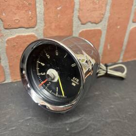 977j Stewart Warner Sw Chrome 8 000 Rpm Pedestal Mount Tachometer 8k Tach Sidewinder