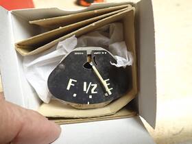522177 Studebaker Gas Gauge 1947 1948 1949 Champion And Commander Nos 522177 Studebaker Gas Gauge 1947 1948 1949 Champion And Commander Nos