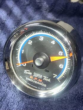897-679a Sun Super Tach Vintage Muscle Car V8 Tachometer Old School Gasser Hot Rod